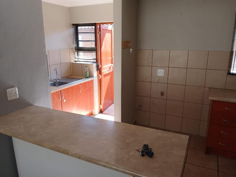 3 Bedroom Property for Sale in Reebok Western Cape